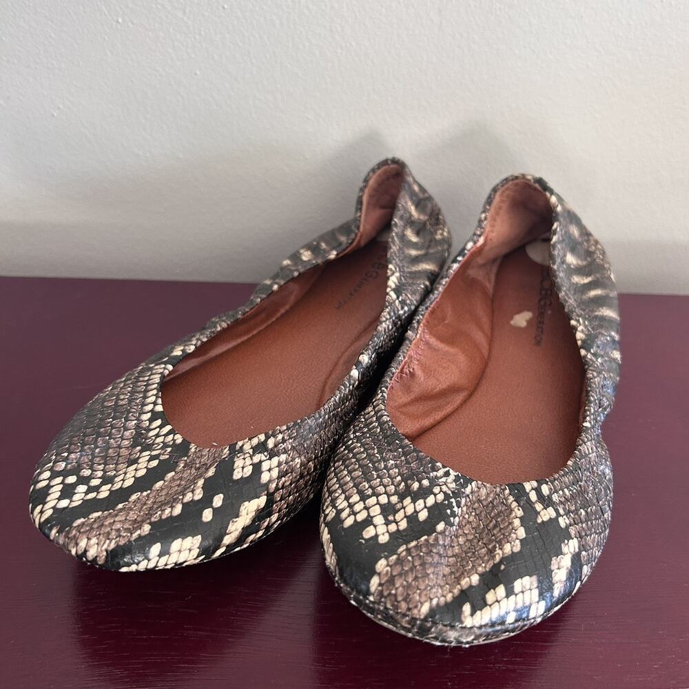 BCBG Brand Women's Snakeskin Ballet Flats Womens Size US 7